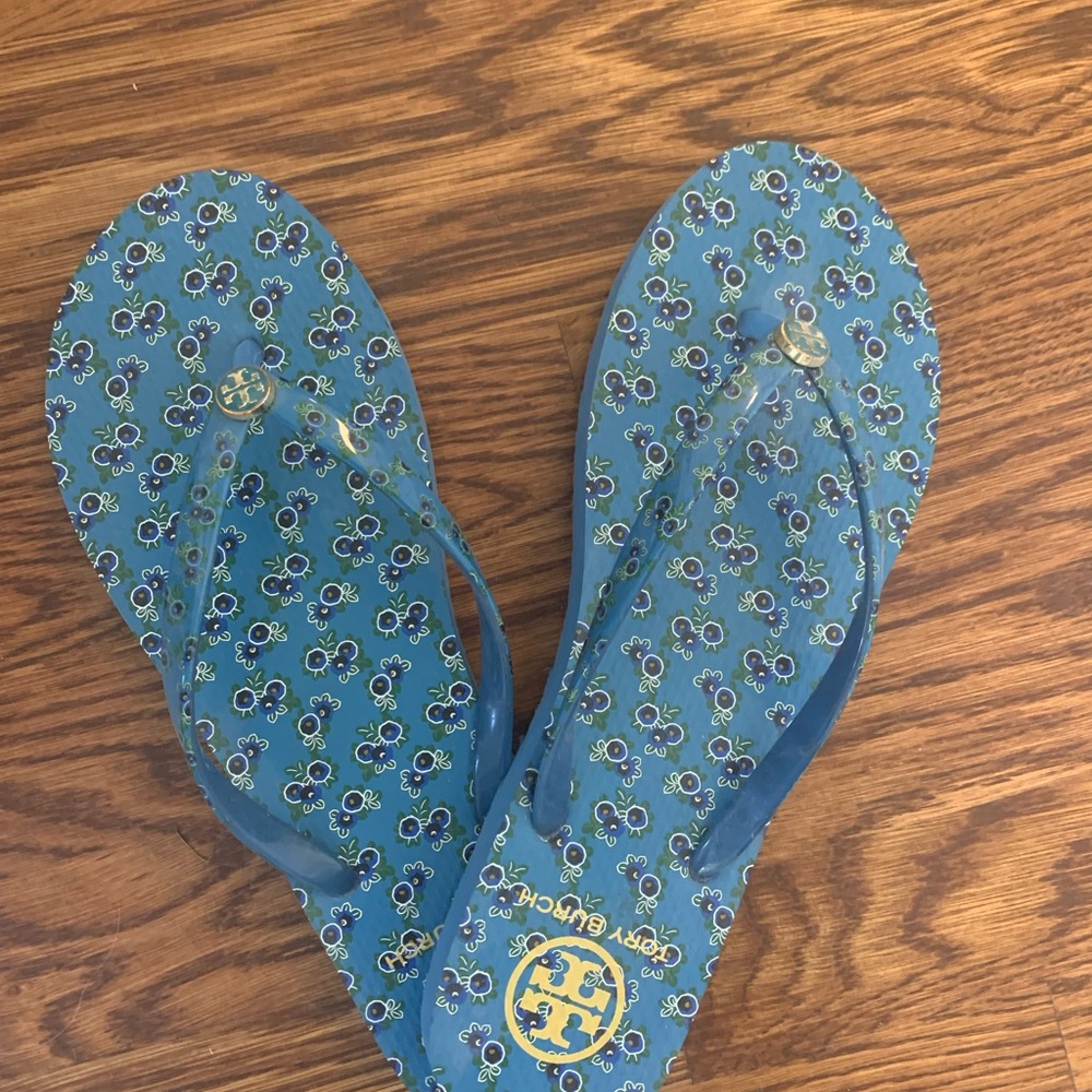 Tory Burch summer flip flops, size 9